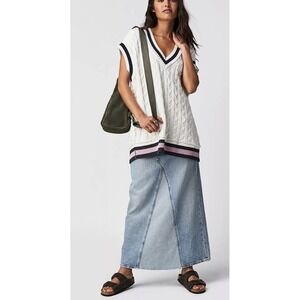 New We the Free M Home Game Cable Sweater Vest Tennis Oversized White Navy Pink